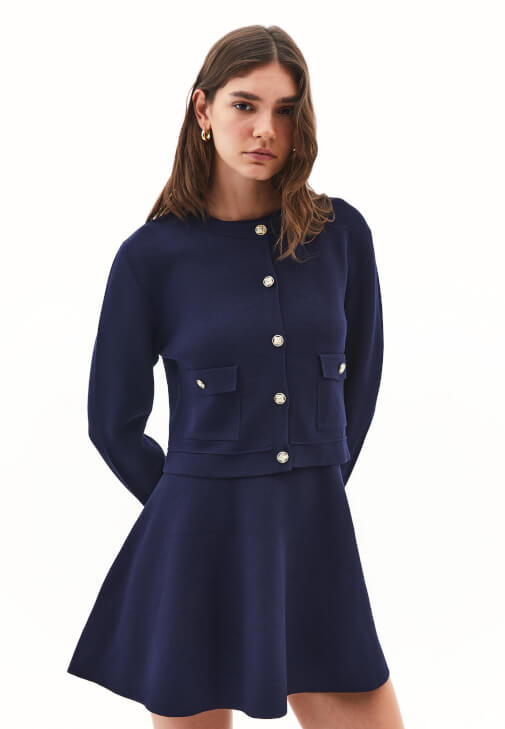 Triko Hırka ve Mini Elbise Kombini