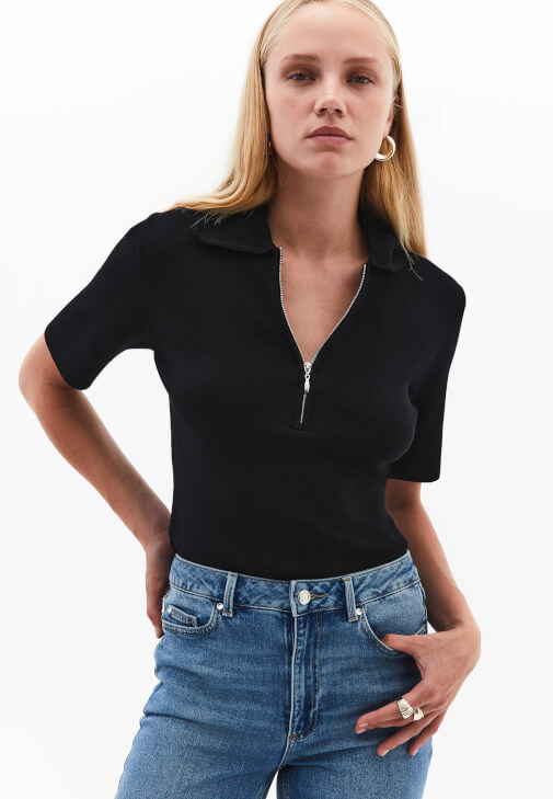 Polo Yaka Triko Tişört ve Pantolon Kombini