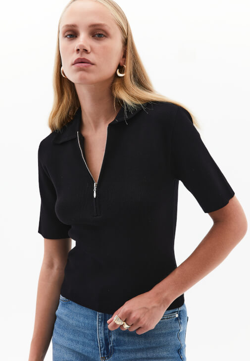 Polo Yaka Triko Tişört ve Pantolon Kombini