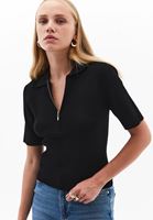 Bayan Siyah Polo Yaka Triko Tişört