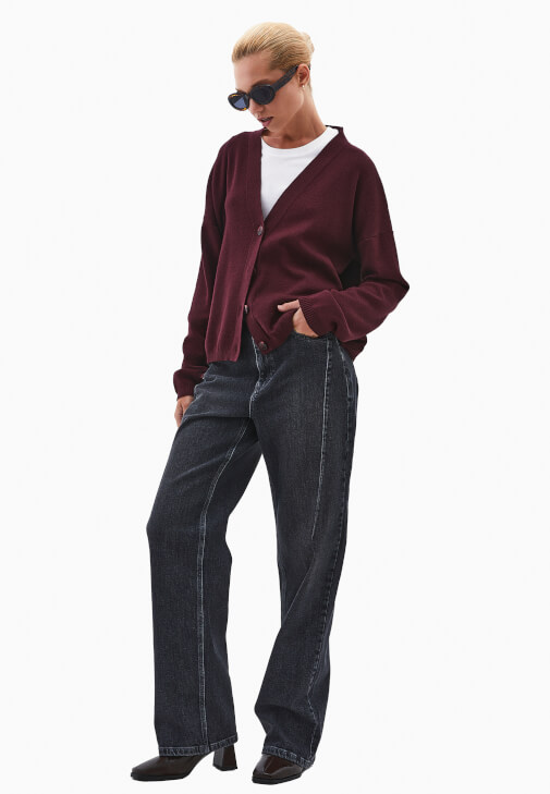 Triko Hırka ve Şort Etek Kombini