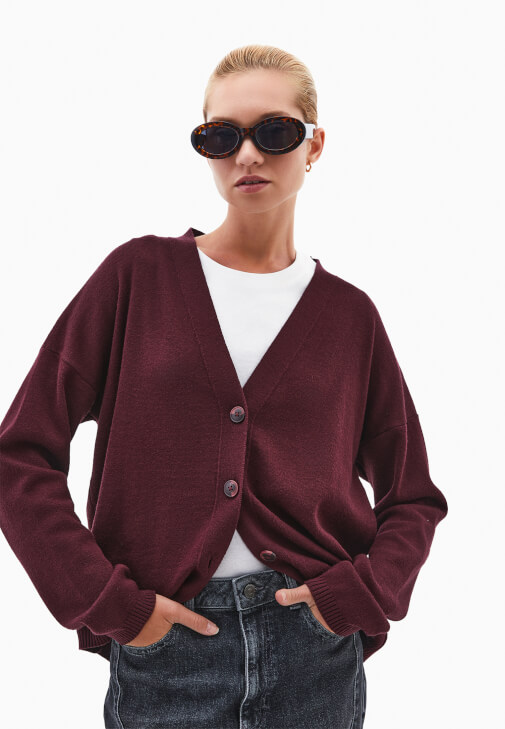 Triko Hırka ve Şort Etek Kombini