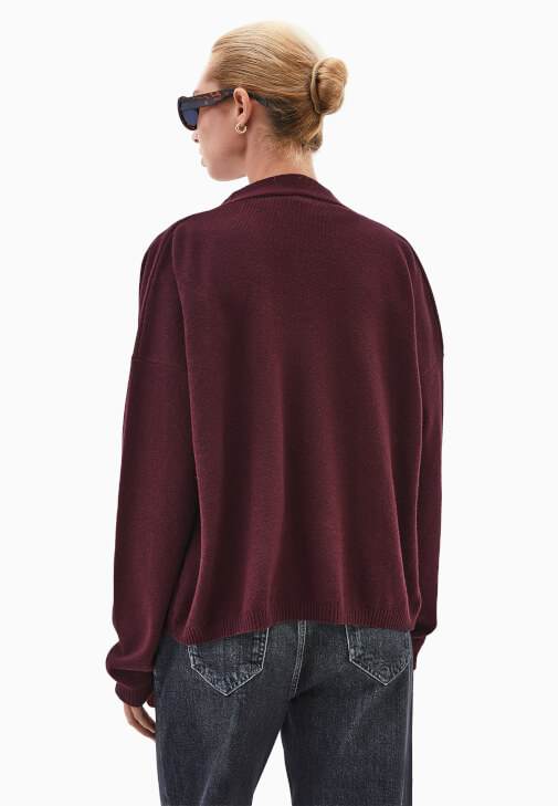 Triko Hırka ve Şort Etek Kombini