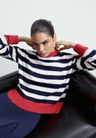 Bayan Çok Renkli Düğme Detaylı Çizgili Kazak