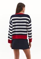 Bayan Çok Renkli Düğme Detaylı Çizgili Kazak