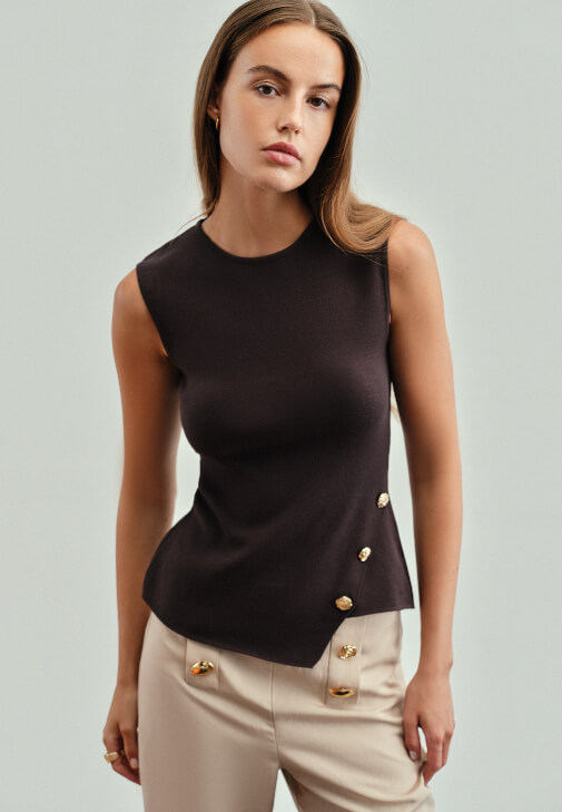  Düğme Detaylı Atlet