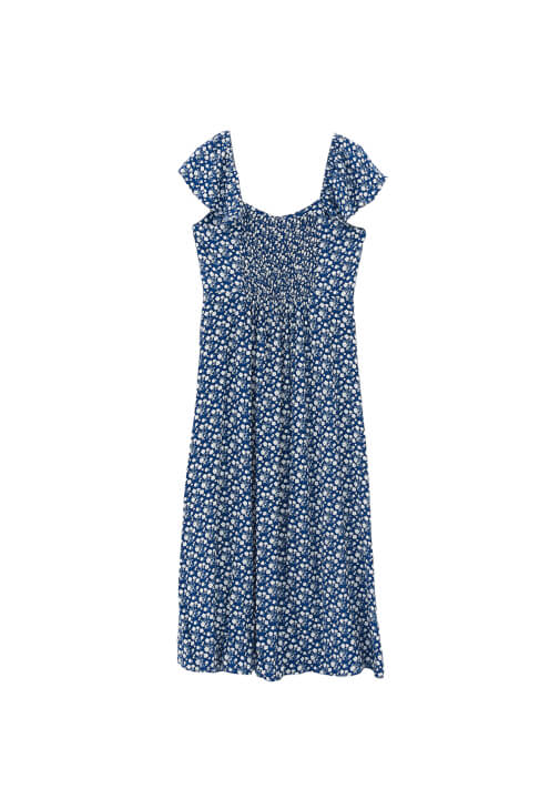 Yırtmaçlı Elbise ve Düz Terlik Kombini