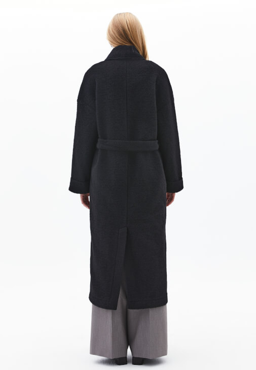 Yün Oversize Kaban ve Wide-Leg Pantolon Kombini