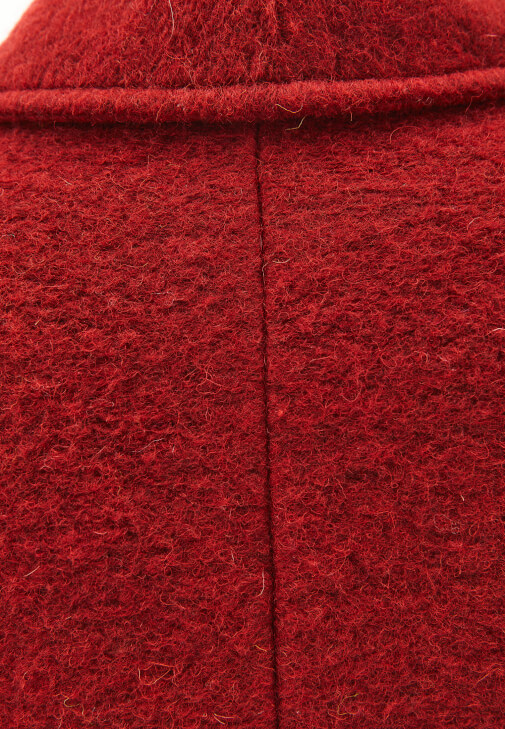 Yün Kaban ve Flare Denim Kombini