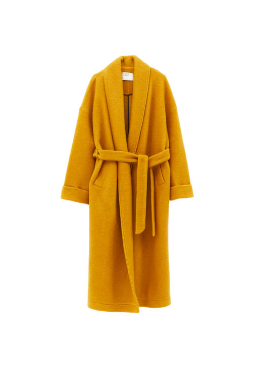 Yün Kaban ve Şort Etek Kombini