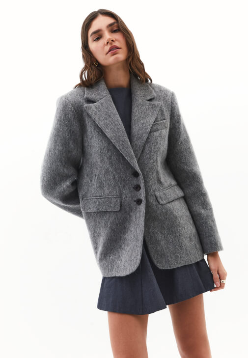 Oversize Ceket ve Godeli Elbise Kombini