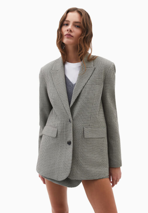 Boyfriend Ceket ve Şort Etek Kombini