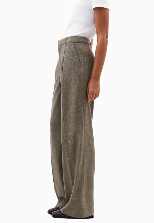 Yün Pantolon ve Yün Ceket Kombini