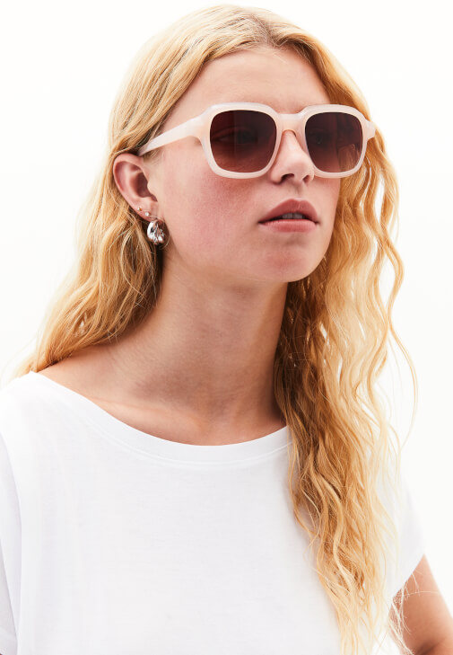  Çerçeve Detaylı Güneş Gözlüğü