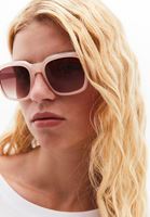 Bayan Bej Çerçeve Detaylı Güneş Gözlüğü