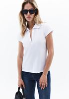 Bayan Beyaz Polo Yaka Tişört