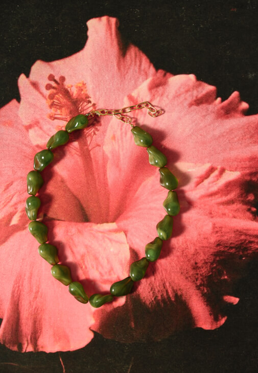 Yeşil Boncuk Detaylı Kolye