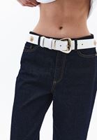 Bayan Beyaz Toka Detaylı Kemer