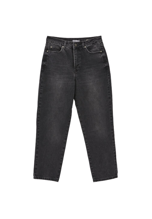 Mom-Fit Pantolon ve U Yaka Atlet Kombini