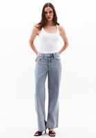 Orta Bel Straight-Fit Pantolon ve Atlet Kombini
