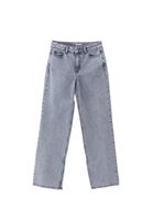 Orta Bel Straight-Fit Pantolon ve Atlet Kombini