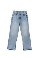 Straight-Fit Denim ve Atlet Kombini