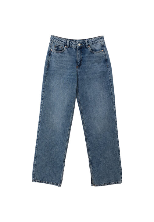 Straight-Fit Pantolon ve Çıtçıtlı Atlet Kombini