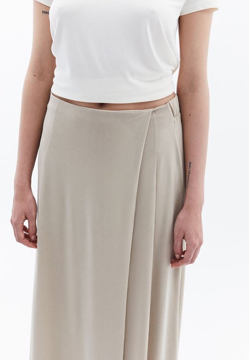 Yüksek Bel Culotte Pantolon ve Tişört Kombini