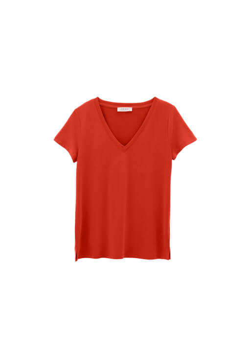 V Yaka Tişört ve Seamless Tayt Kombini