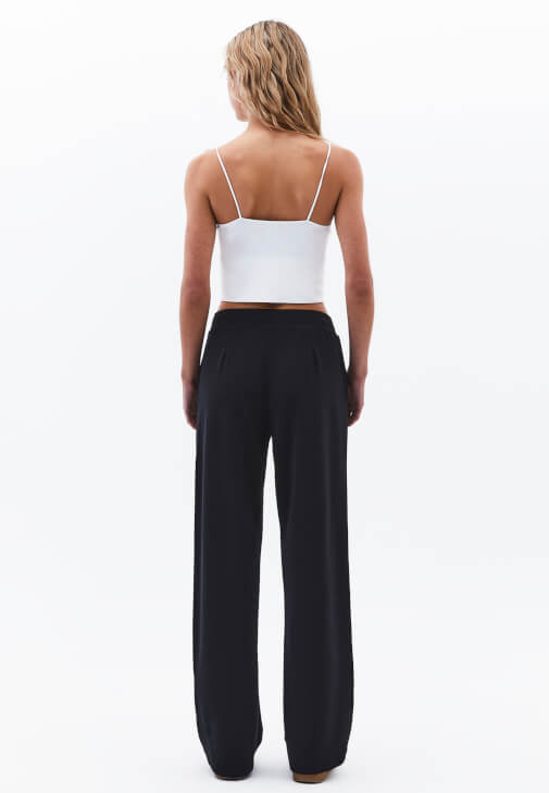 Modal Pantolon ve Crop Atlet Kombini