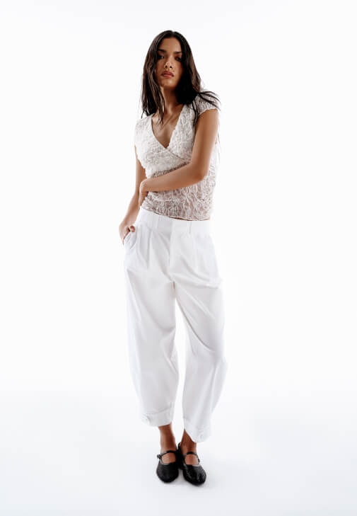 Kruvaze Dantelli Top ve Uzun Etek Kombini