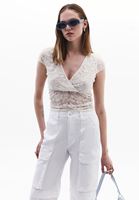 Bayan Krem Kruvaze Yaka Dantelli Top