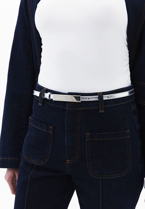 Gümüş Toka Detaylı Kemer