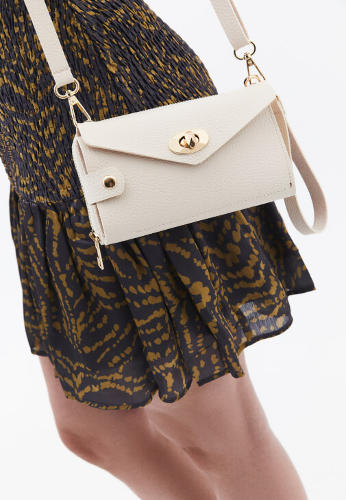  Askılı Telefon Çantası