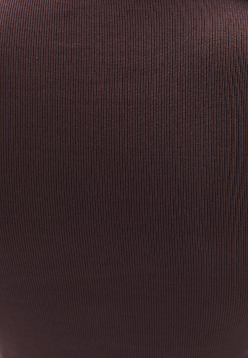 Çıtçıtlı Atlet ve Wide-Leg Pantolon Kombini