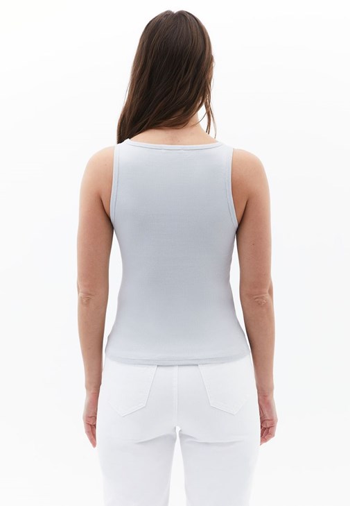 Kare Yaka Atlet ve Yüksek Bel Denim Pantolon Kombini