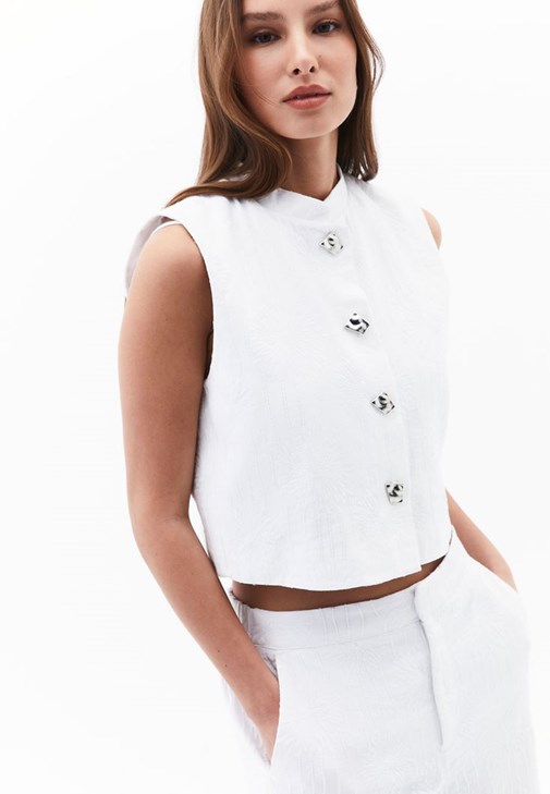 Keten Karışımlı Crop Yelek ve Keten Pantolon Kombini