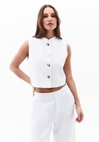 Keten Karışımlı Crop Yelek ve Keten Pantolon Kombini