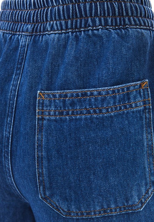Yüksek Bel Wide-Leg Pantolon ve Bağcıklı Bluz Kombini