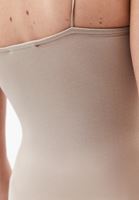 Modal Askılı Atlet ve Baggy-Fit Pantolon Kombini