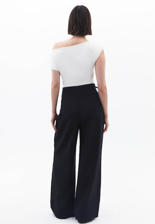 Modal Pantolon ve Büzgülü Bluz Kombini