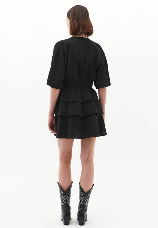 Modal Fırfırlı Elbise ve Bot Kombini