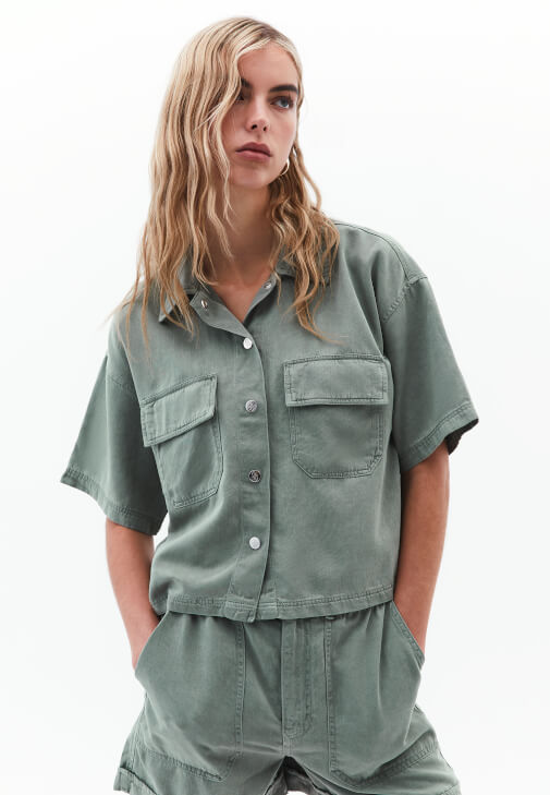 Oversize Gömlek ve Şort Kombini