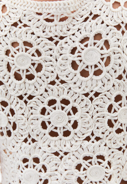 Püsküllü Atlet ve Denim Şort Kombini