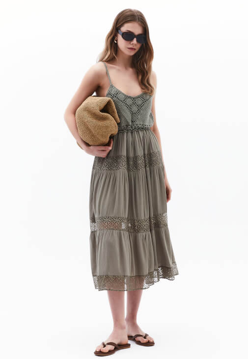 Yeşil İnce Askılı Midi Elbise