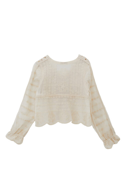 Kelebek Desenli Bluz ve Şort Etek Kombini