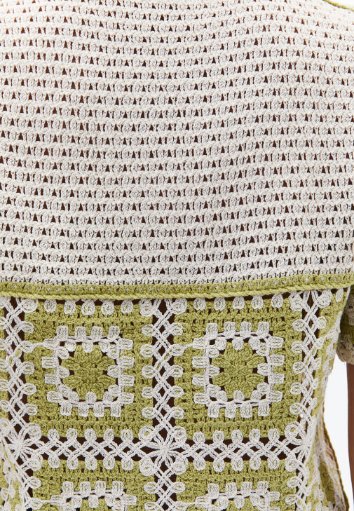 Desenli Gömlek ve Bermuda Şort Kombini