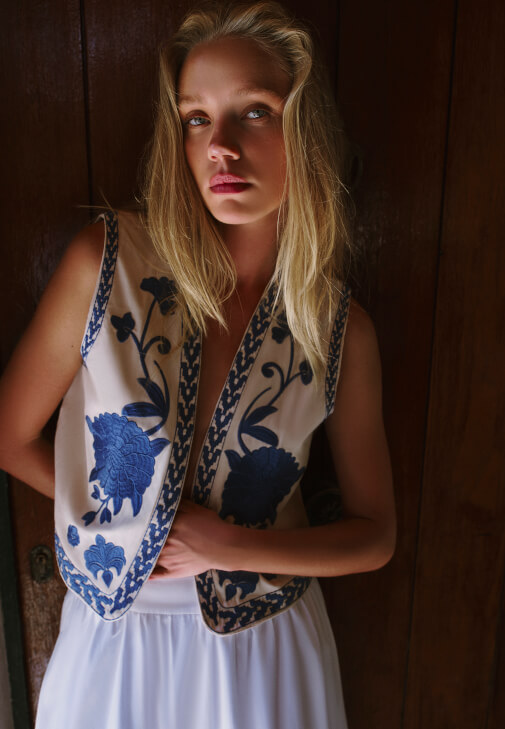 Nakışlı Crop Yelek