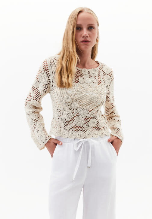 Krem Tığ İşi Jakarlı Bluz