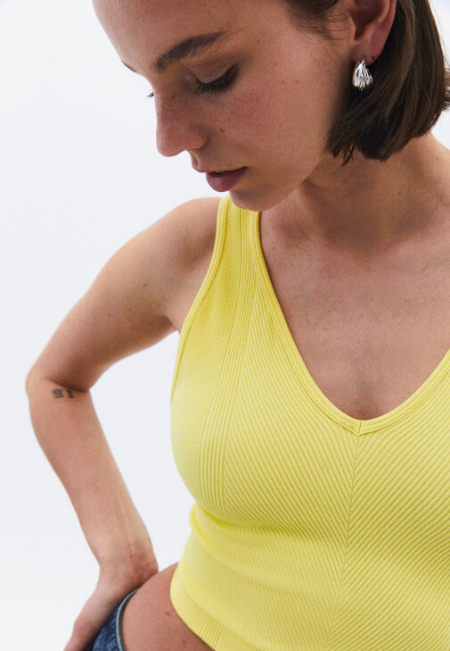 Seamless Top ve Denim Pantolon Kombini